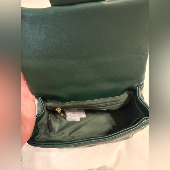 Badgley Mischka Green Crossbody Bag with Gold Accents - Picture 4 of 5